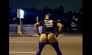 Fat butt latino public street twerk