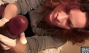 QUARANTINE HAND JOB SLUTTY MOM STROKING OFF SHAUNDAM THE BATHROOM