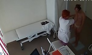 Hidden camera in the hospital took a Topless girl