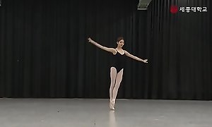 Korean ballet dancer
