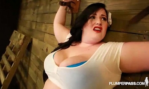 Sexy bbw eliza allure submits and bonks her corporalist