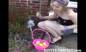 Cute kitty flashing her pants during the time that doing a puzzle