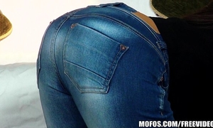 Nothing hotter than a round arse in a couple of taut jeans