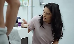 Aislinn Derbez, Erica Silverman  Easy S01E04 More NUDEDE XXX porn video 