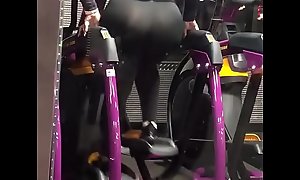 Big ass on a treadmill