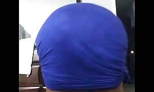 Juicceee504 shaking big wet pussy and ass