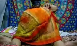watch till the end. My indian aunt has the biggest ass and shows ait whikle sucking my cock