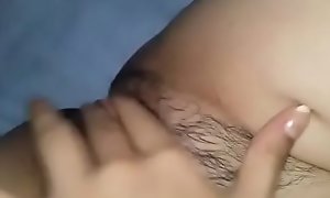 Mi novia me envía video masturbandose