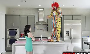 Hot MILF Alana Cruise hires a clown for her birthday and got surprise when the horny clown gave her an awesome birthday sex.