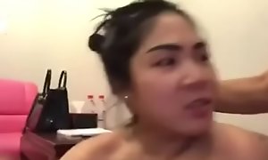 Khmer girl sucking dick in ktv