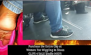 (Candid)Bigfoot Lady Toe wiggling in Sneakers on the Bus Pt 2 porn movie porn movie clips4sale porn video studio/145371/women-toe-wiggling-in-shoes