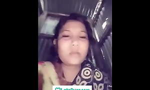 Myanmar girl showing boyfriend her pussy