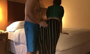 Dirty white women cheats in spouse in hotel