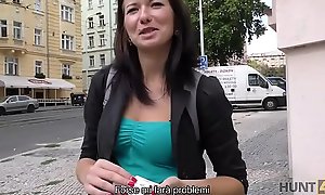 HUNT4K. Praga è_ la capitale del turismo sessuale!