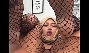 Jilbab Fiza suka colok dubur sambil ngangkang mangap-mangap